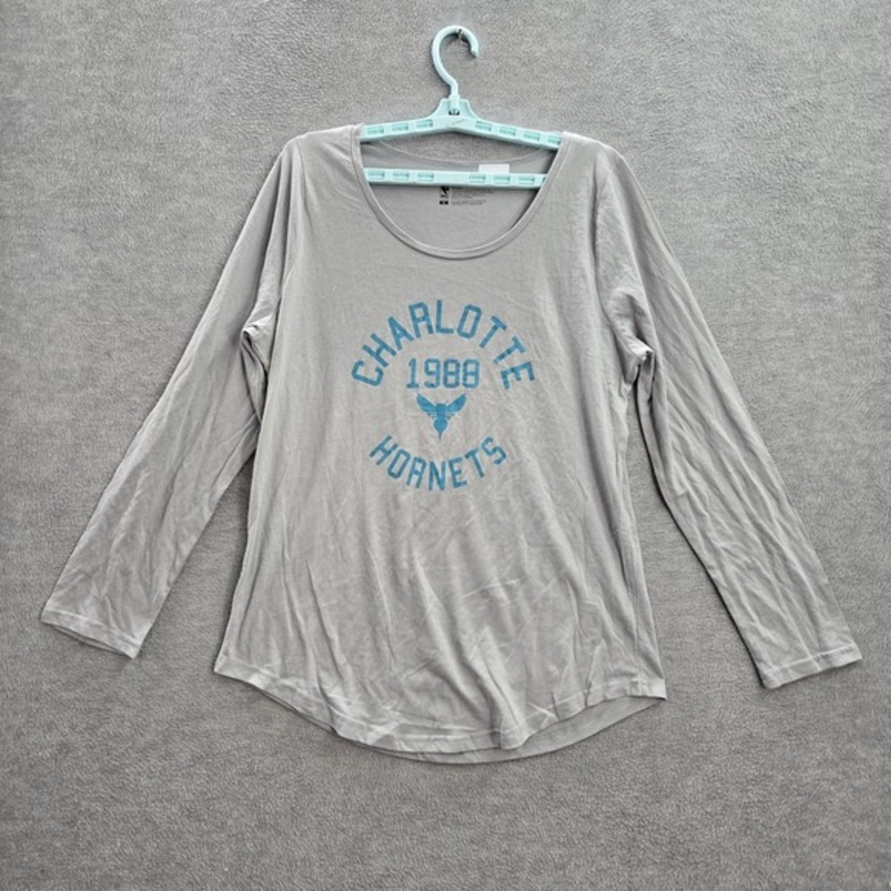 Charlotte Hornets Women Shirt XL Gray 1988 Logo Graphic Print‎ Long Sleeve Tee